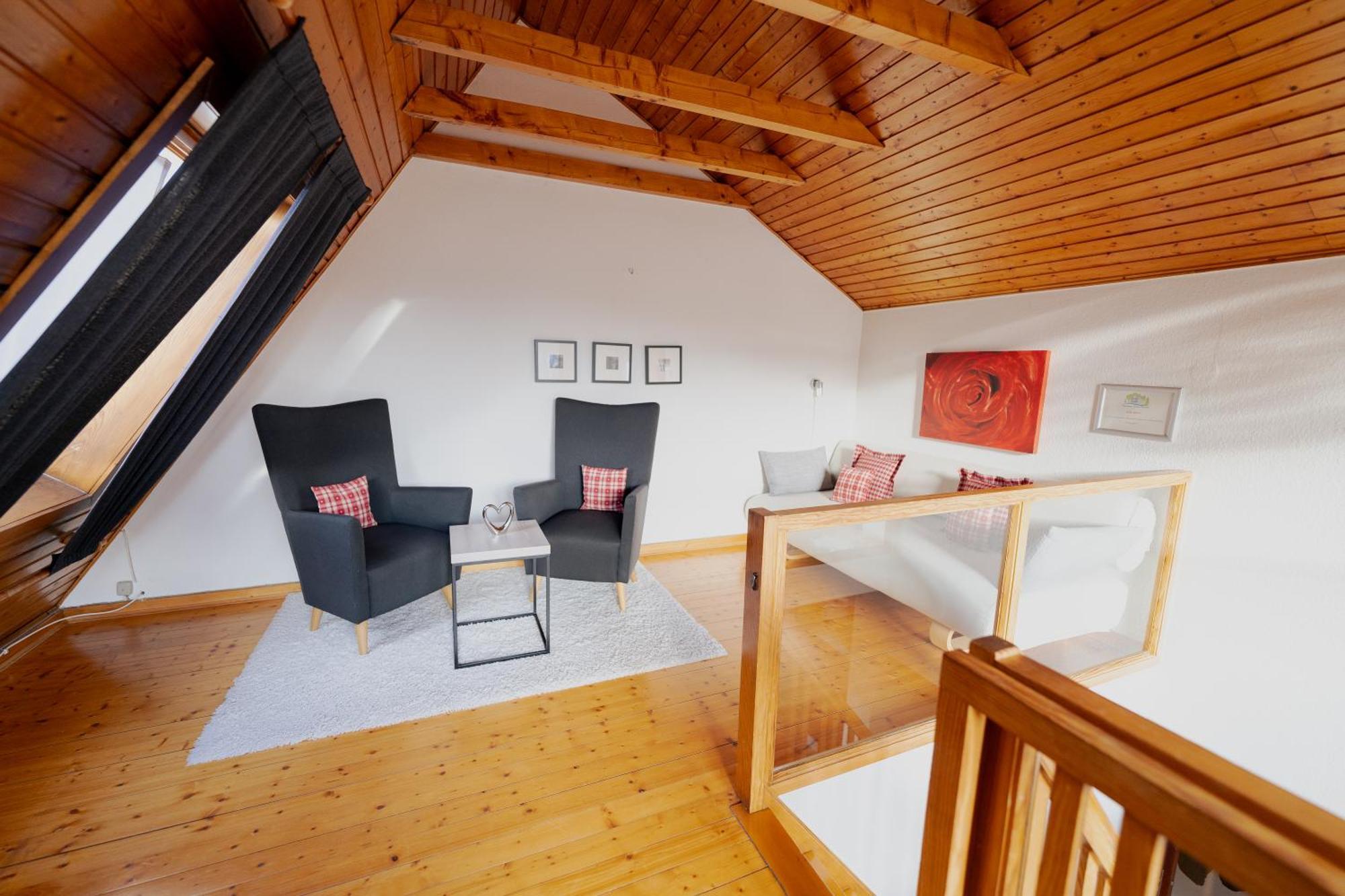 Ferienhaus Schoene Aussicht Ferienwohnung Rot Hemfurth-Edersee Exterior foto